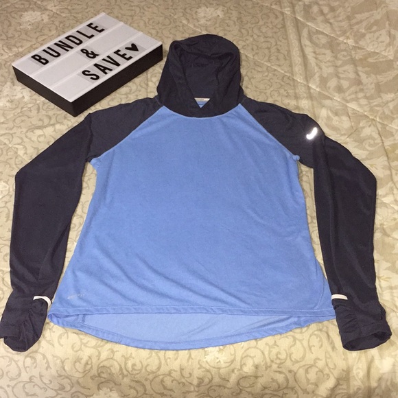 Nike Tops - Nike Long Sleeve with Hoodie